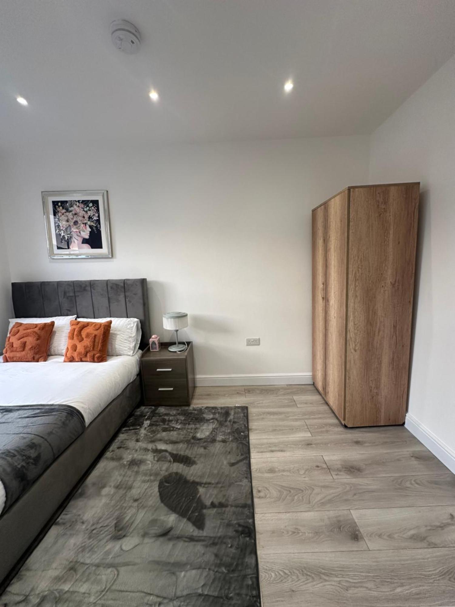 Appartamento Stunning Newly Refurbished 1 Bed In Kings Cross, St Pancras!320 Londra Esterno foto