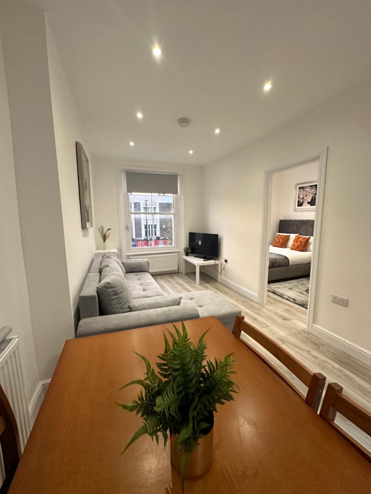 Appartamento Stunning Newly Refurbished 1 Bed In Kings Cross, St Pancras!320 Londra Esterno foto