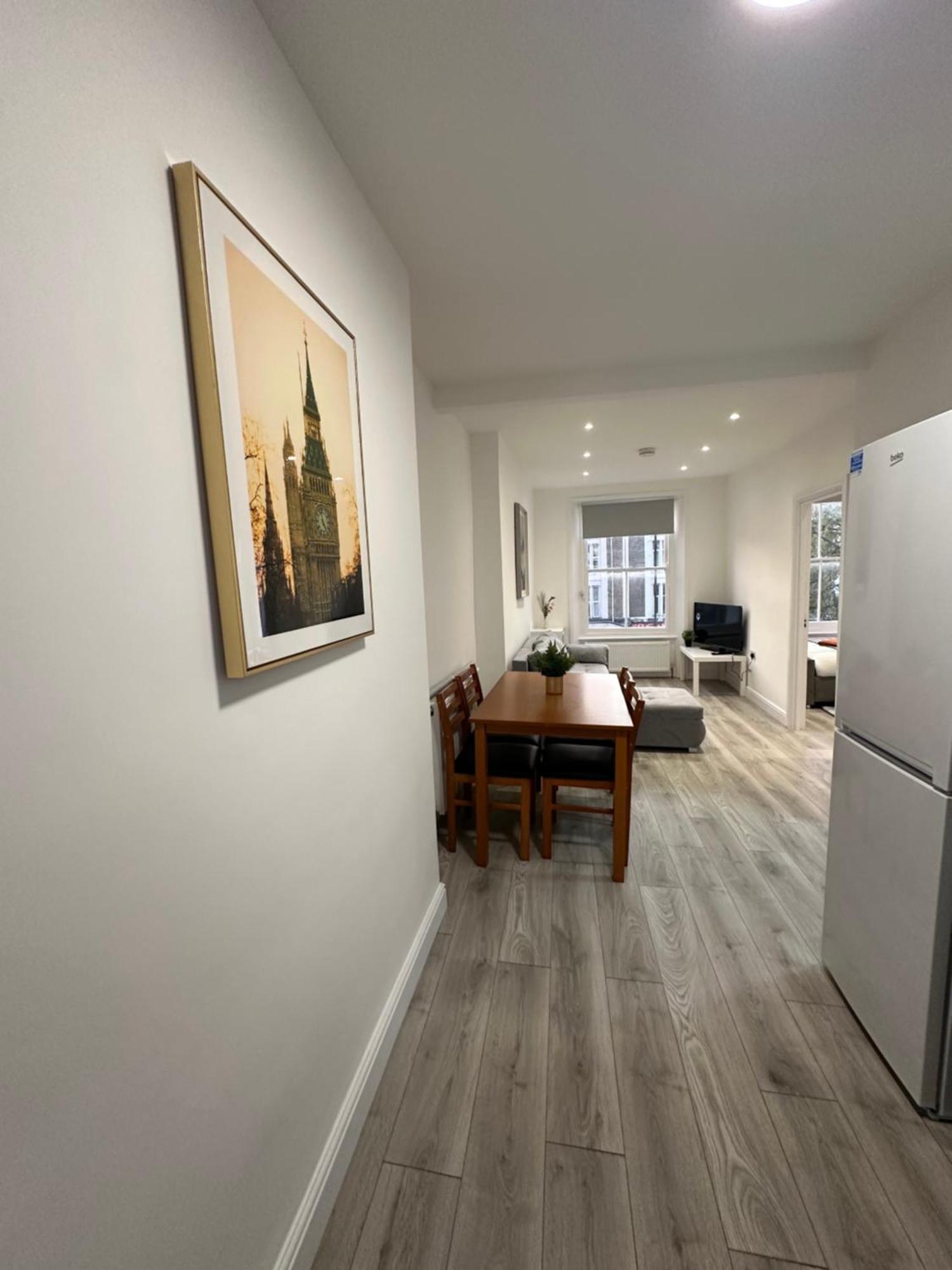 Appartamento Stunning Newly Refurbished 1 Bed In Kings Cross, St Pancras!320 Londra Esterno foto