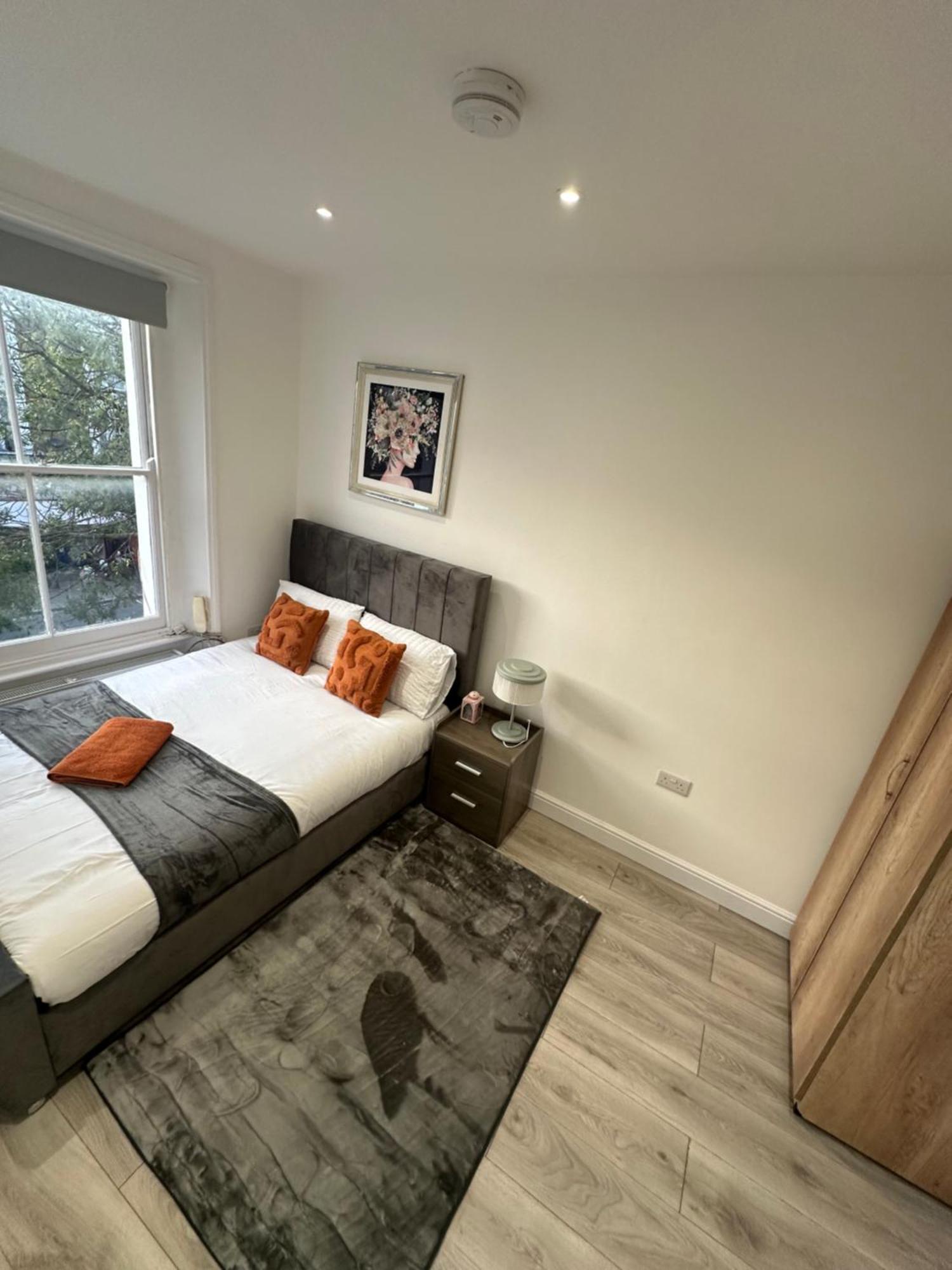 Appartamento Stunning Newly Refurbished 1 Bed In Kings Cross, St Pancras!320 Londra Esterno foto