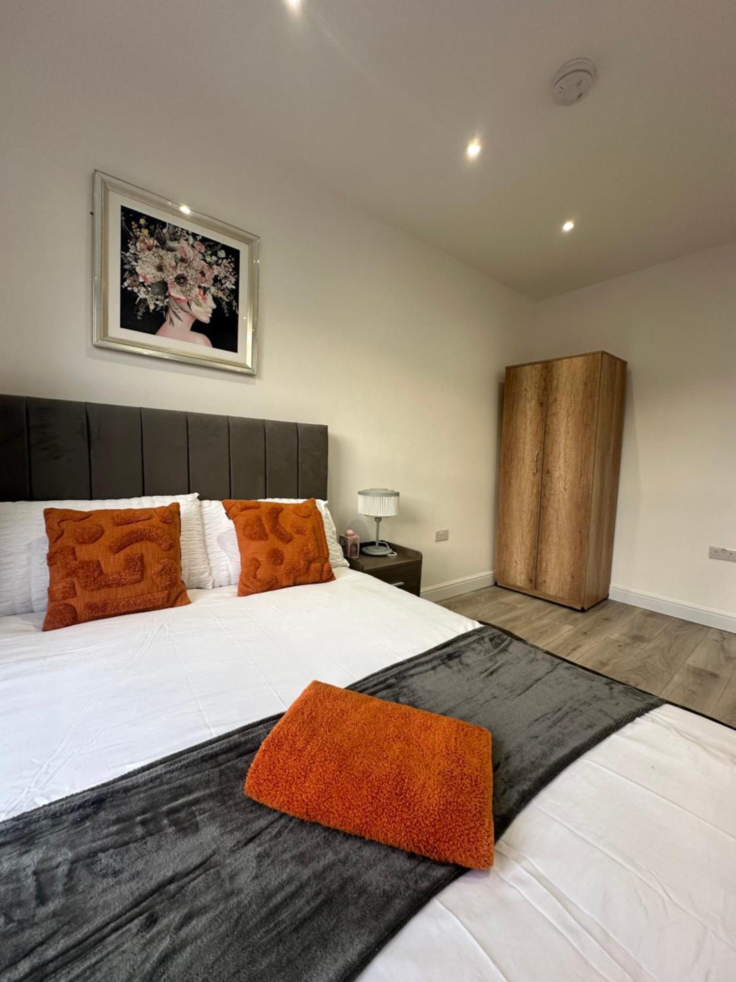 Appartamento Stunning Newly Refurbished 1 Bed In Kings Cross, St Pancras!320 Londra Esterno foto