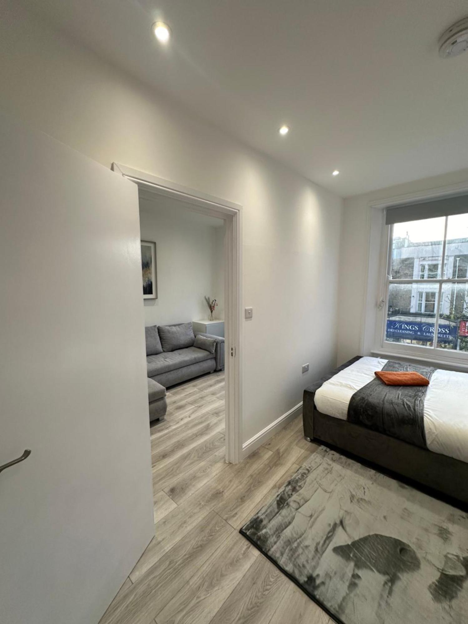 Appartamento Stunning Newly Refurbished 1 Bed In Kings Cross, St Pancras!320 Londra Esterno foto