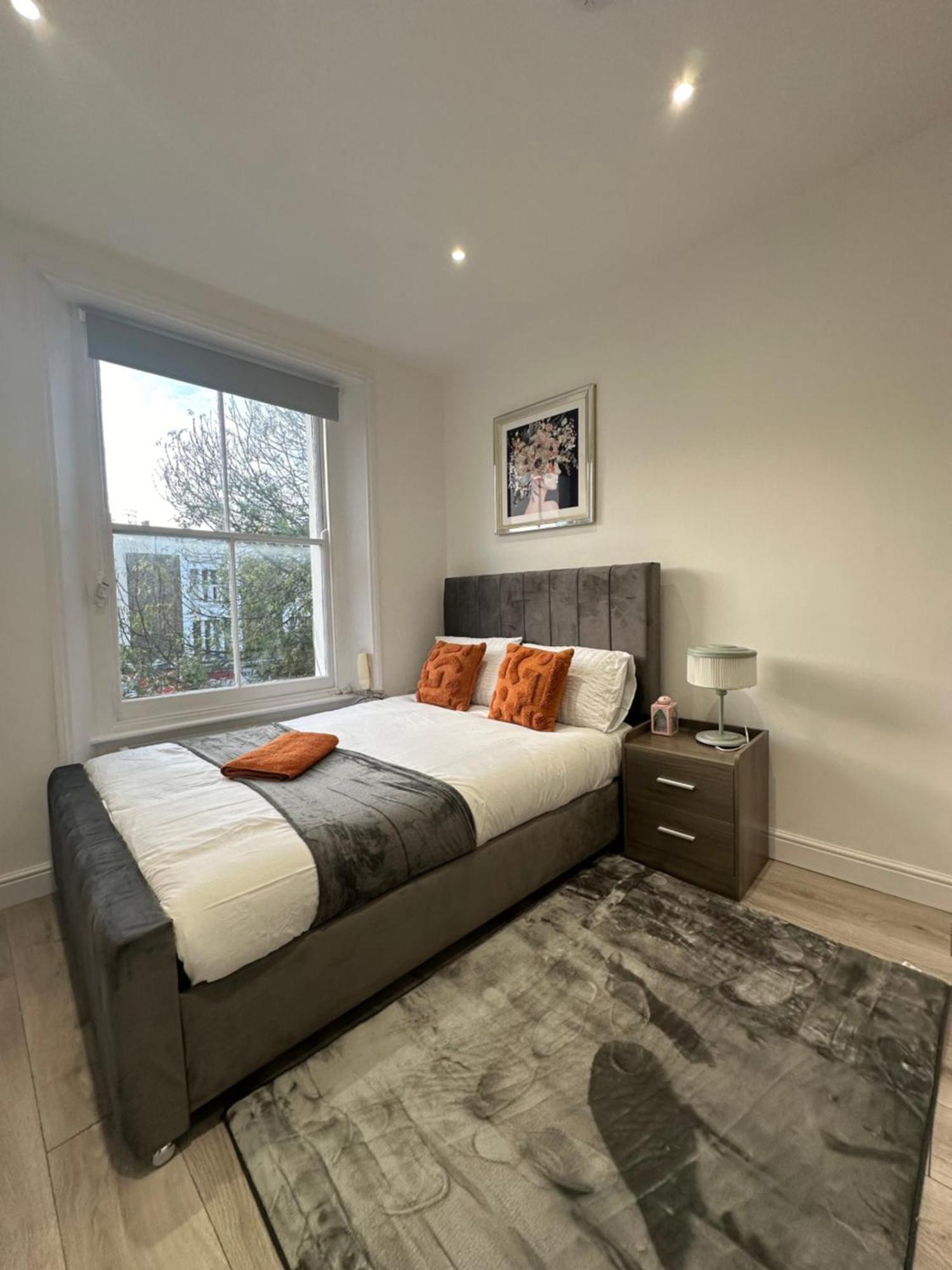 Appartamento Stunning Newly Refurbished 1 Bed In Kings Cross, St Pancras!320 Londra Esterno foto